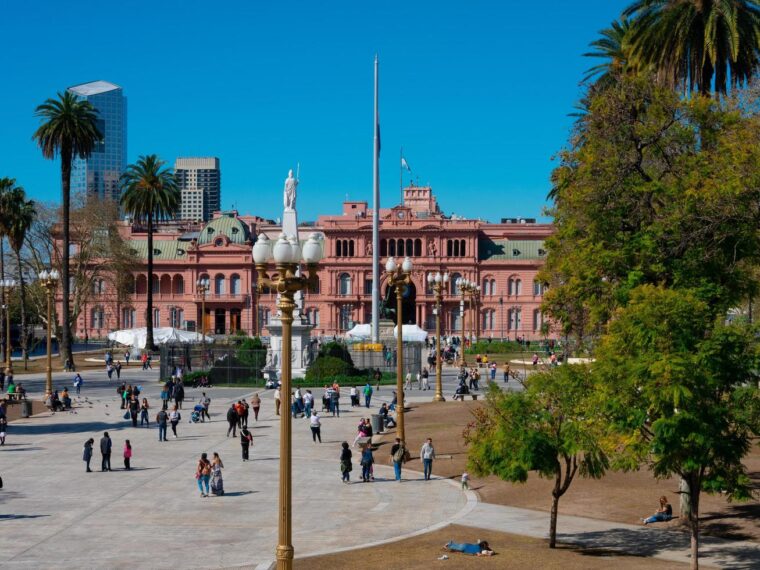 Nación lanzó un nuevo plan de retiro voluntario para empleados estatales Nación lanzó un nuevo plan de retiro voluntario para empleados estatales