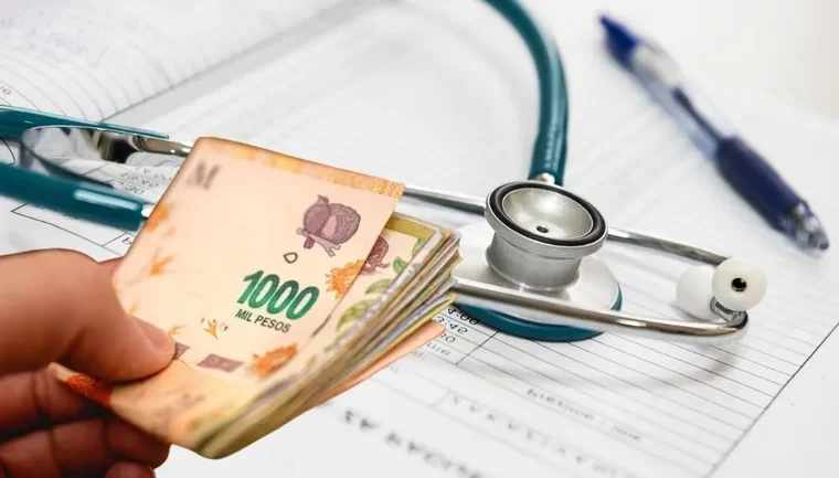 El Gobierno reglamentó el pago de los extranjeros no residentes por la atención en hospitales nacionales El Gobierno reglamentó el pago de los extranjeros no residentes por la atención en hospitales nacionales