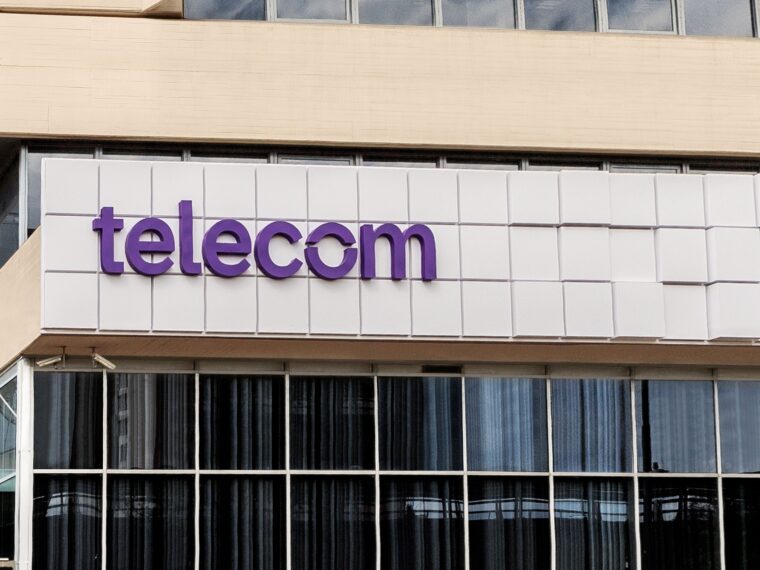 Arrancó el proceso de desinversión de Telecom con la designación de una figura clave