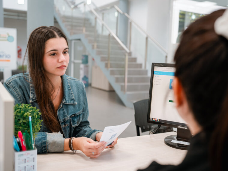 Este martes comenzará el cronograma de pagos de becas provinciales