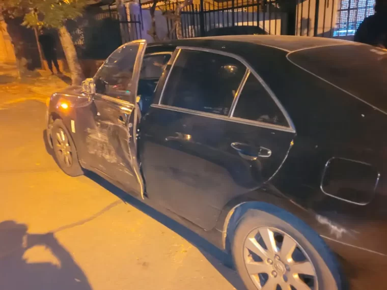 Arrastró a su padre para robarle el auto en Concordia y luego tomó de rehén a su hijo