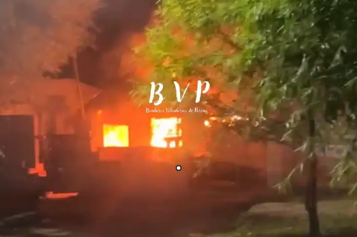 Bomberos sofocaron un incendio en una vivienda de Paraná