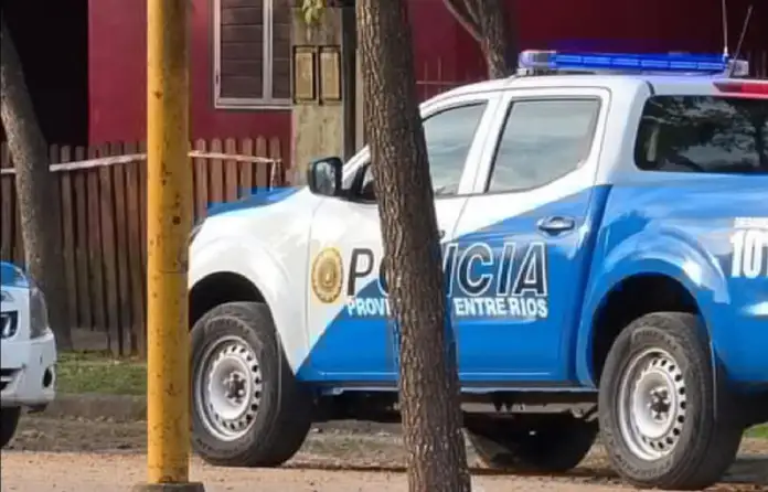 Hallan muerta a adolescente con discapacidad y detienen a sus padres por “abandono”