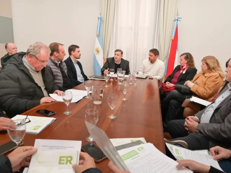 Avanza en el esquema de compactación de vehículos entre Provincia y municipios