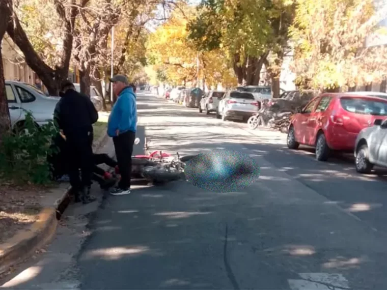 Una mujer de 78 años murió tras ser atropellada por una moto