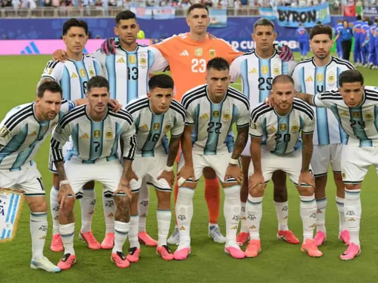 Argentina enfrenta a Austria en una fecha decisiva para la clasificación en el Mundial Argentina enfrenta a Austria en una fecha decisiva para la clasificación en el Mundial