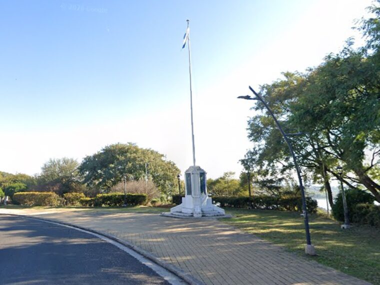 El Municipio y escuelas izarán la Bandera Argentina en conmemoración de la elevación a Villa de Paraná