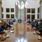 Frigerio encabezó un encuentro entre Caputo y empresarios entrerrianos