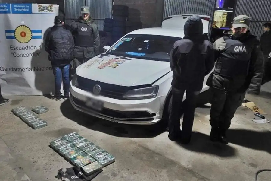 Secuestraron 24 kilos de cocaína en la Autovía 14: hay tres detenidos