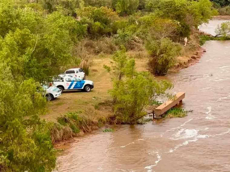 Encontraron con vida al paranaense que era buscado tras abandonar su auto en la Ruta 168 Encontraron con vida al paranaense que era buscado tras abandonar su auto en la Ruta 168