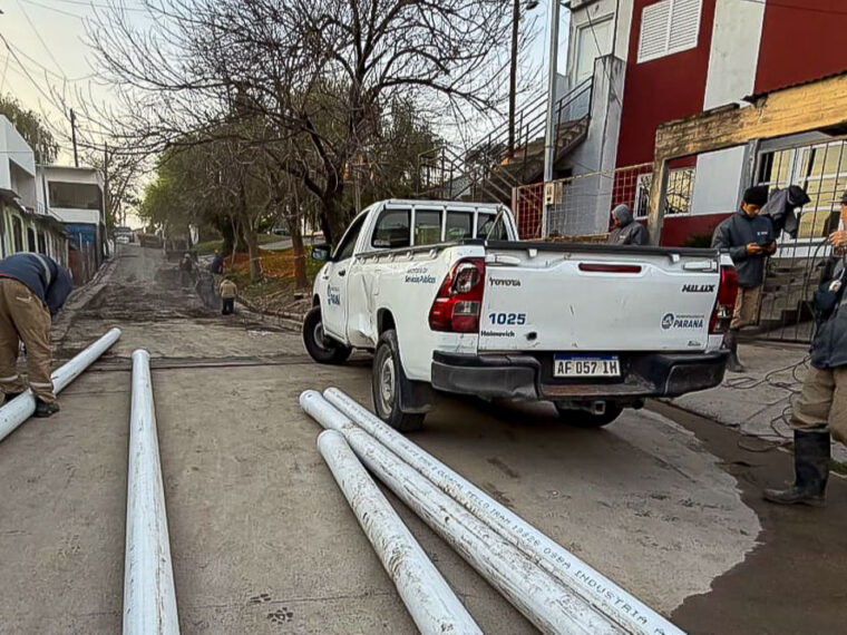 Obras de saneamiento e infraestructura en barrio Maccarone