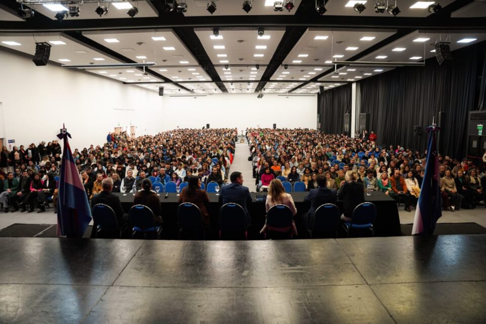 Más de 1.500 estudiantes, docentes y tutores participaron de #HablemosDe en Paraná