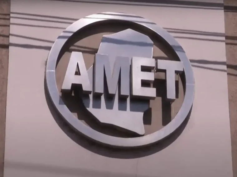 AMET también convocó a un paro docente para el próximo lunes AMET también convocó a un paro docente para el próximo lunes