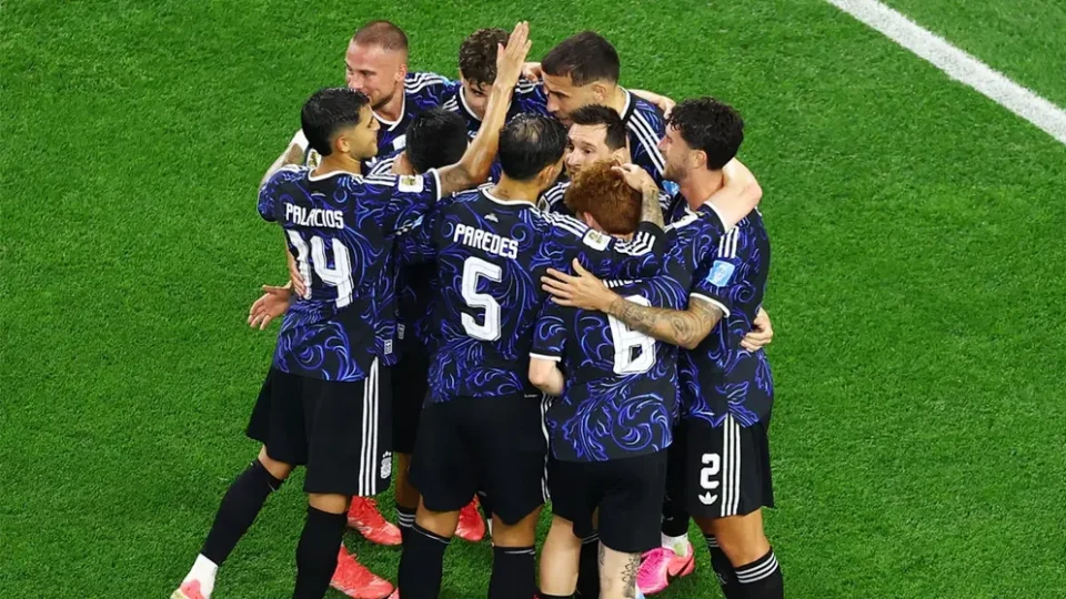 La Selección argentina se enfrenta a Inglaterra por un lugar en la final del Mundial 2026.