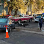 Motociclista sufrió lesiones tras chocar con un auto cuyo conductor no tenía licencia