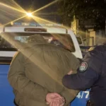 Atraparon a un conocido delincuente en un bar de Paraná