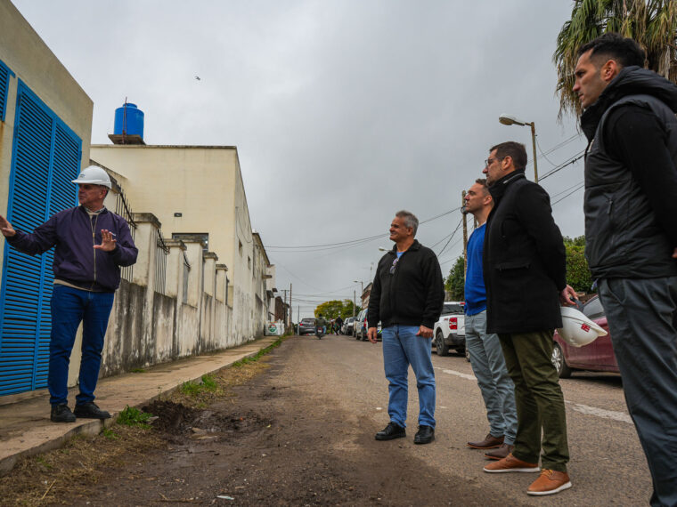 Enersa supervisó obras eléctricas y entregó aportes a instituciones de Victoria Enersa supervisó obras eléctricas y entregó aportes a instituciones de Victoria