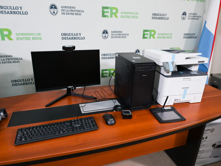 Entre Ríos incorporó equipamientos tecnológicos para la emisión del nuevo DNI Entre Ríos incorporó equipamientos tecnológicos para la emisión del nuevo DNI