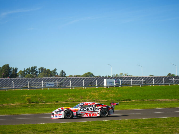 El parque solar del autódromo de Paraná cubrió toda la demanda eléctrica durante la final del TC