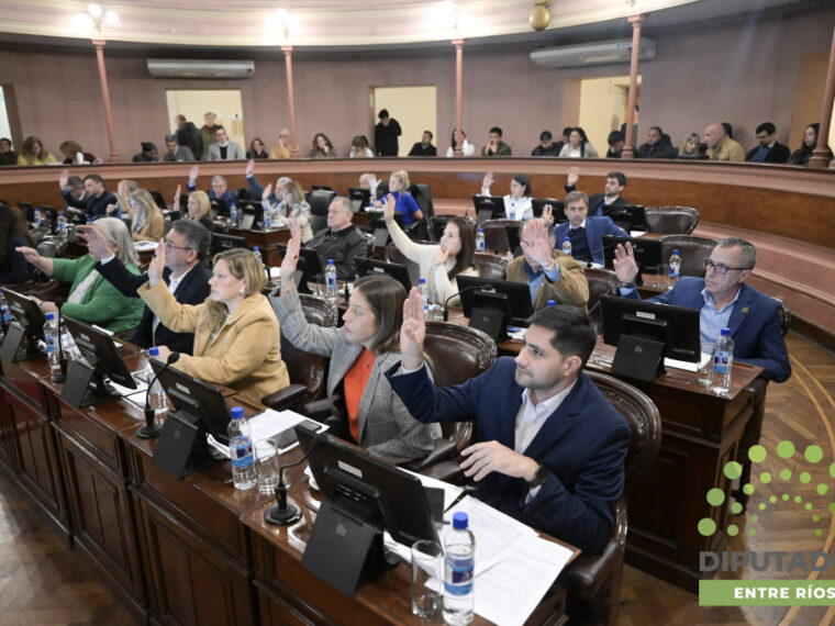 Comedores escolares, nuevos proyectos y reconocimientos en sesión ordinaria