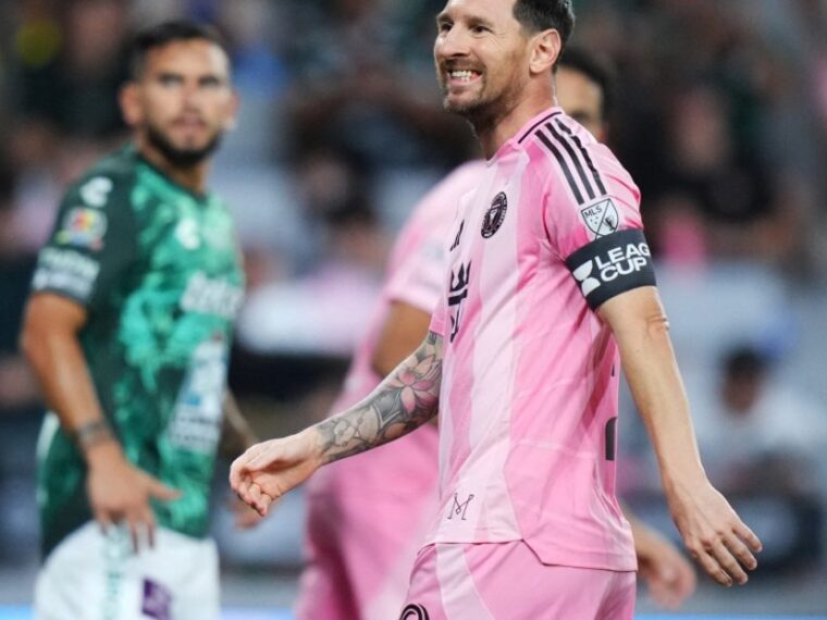 Messi apareció de sorpresa tras despedir a su papá y jugó para Inter Miami Messi apareció de sorpresa tras despedir a su papá y jugó para Inter Miami