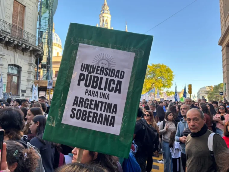 No hay clases en UNER y UTN este martes por paro universitario No hay clases en UNER y UTN este martes por paro universitario