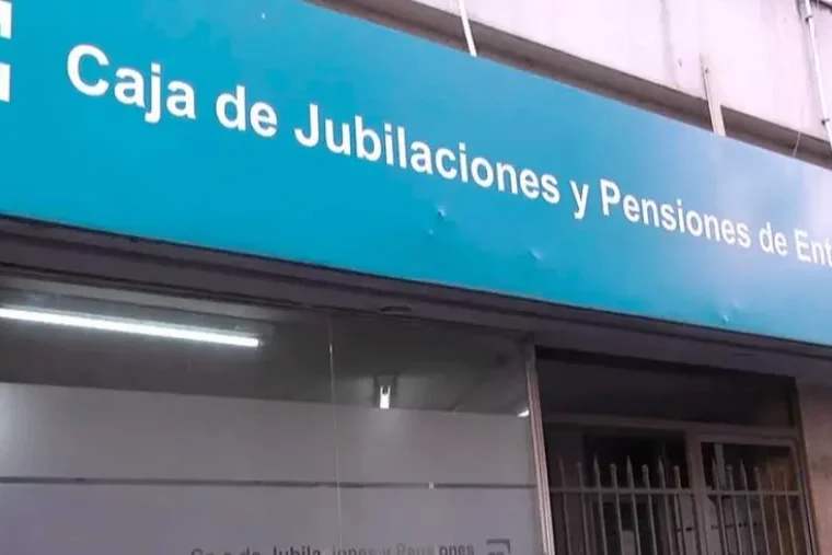 Fijaron plazo para quienes tienen beneficio jubilatorio otorgado y siguen trabajando Fijaron plazo para quienes tienen beneficio jubilatorio otorgado y siguen trabajando