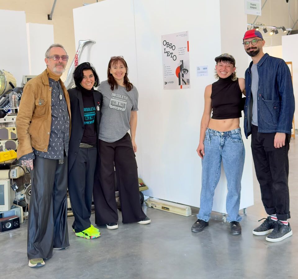 Invitan al último día de «Feria de Arte Paraná»