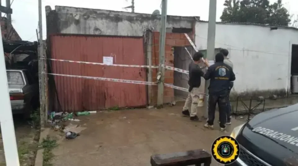 Tres allanamientos en Paraná, con cuatro detenidos y más de 260 dosis de cocaína incautadas