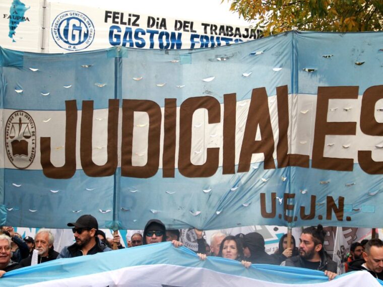 Judiciales convocaron a un paro nacional de 24 horas para este viernes Judiciales convocaron a un paro nacional de 24 horas para este viernes