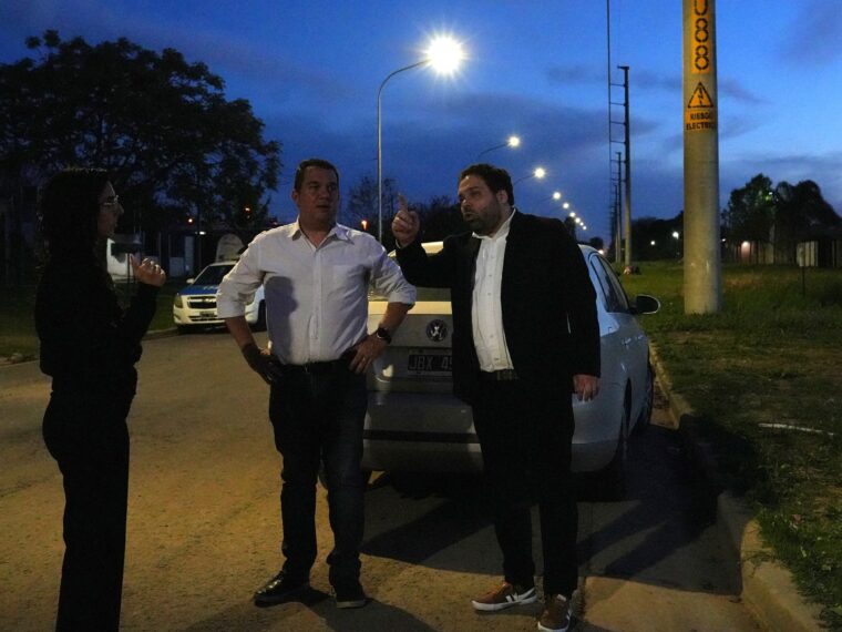 Enersa renovó la iluminación de San Benito con más de 450 luminarias LED Enersa renovó la iluminación de San Benito con más de 450 luminarias LED