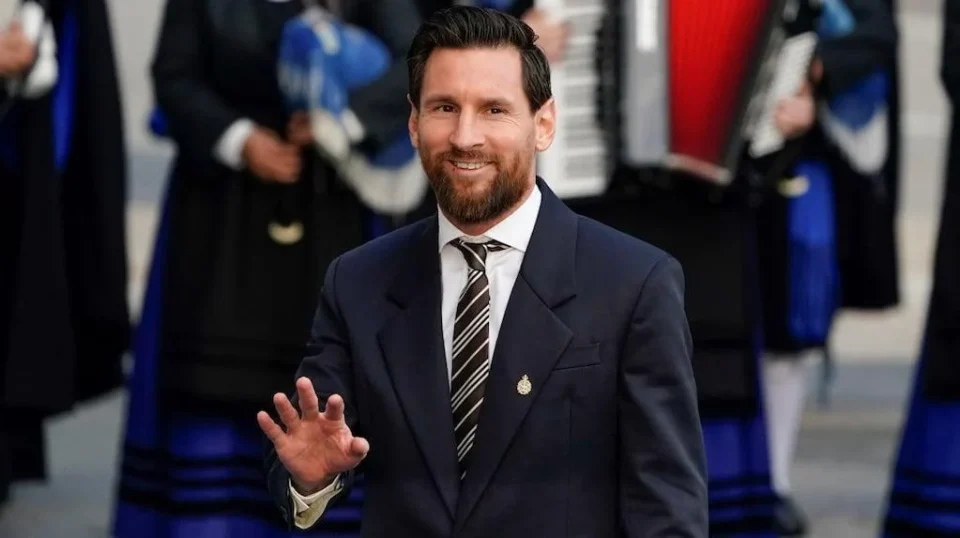 Messi va por su noveno Balón de Oro