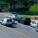 Un utilitario atropelló a un joven que cruzaba avenida Almafuerte